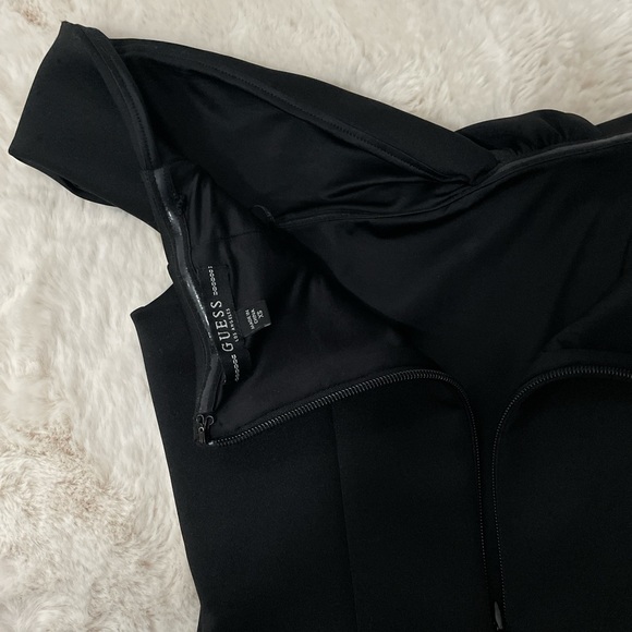 GUESS Off-Shoulder Black Dress - Picture 3 of 3